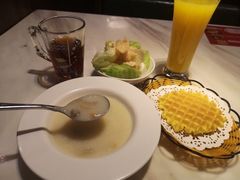 -豪客来牛排(中央花苑店)