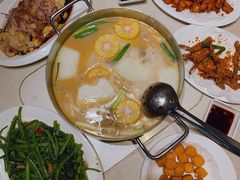 -肥仔文澳门猪骨煲(南京西路店)