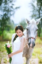 牧马情怀-巴黎婚纱摄影工作室