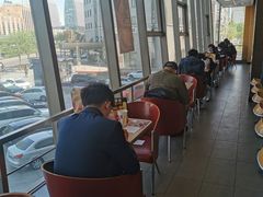 -麦当劳(展览路店)