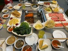 -海底捞火锅(高新活力城Villgae店)
