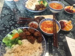 -蜗牛小馆醉乡民谣云南菜(惠新西里店)