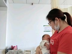 -臻爱住家月嫂育儿嫂(万达店)