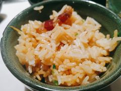 广式腊味煲仔饭-狐狸爱上椰子鸡(滨江星光大道店)