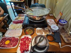 -天成·潮州牛肉脆肉鱼生蚝自助火锅