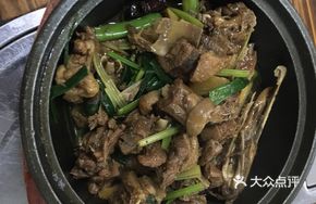 Signature Braised Goose