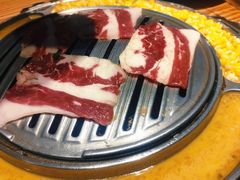 调味牛五花肉-青瓦炭韩潮烤肉(花园道店)