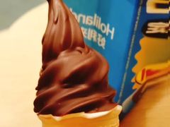 甜品站巧克力口味脆皮圆筒-麦当劳(团结湖店)