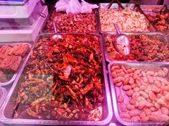 -老六素货(王顶堤店)