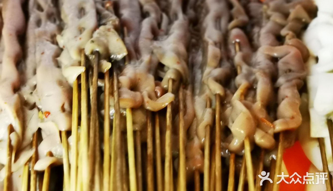 以前是没有铺面的,现在铺面一个多月了