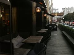 门面-Carbon莫卡哆·意大利复古集市餐厅(杭州大厦店)