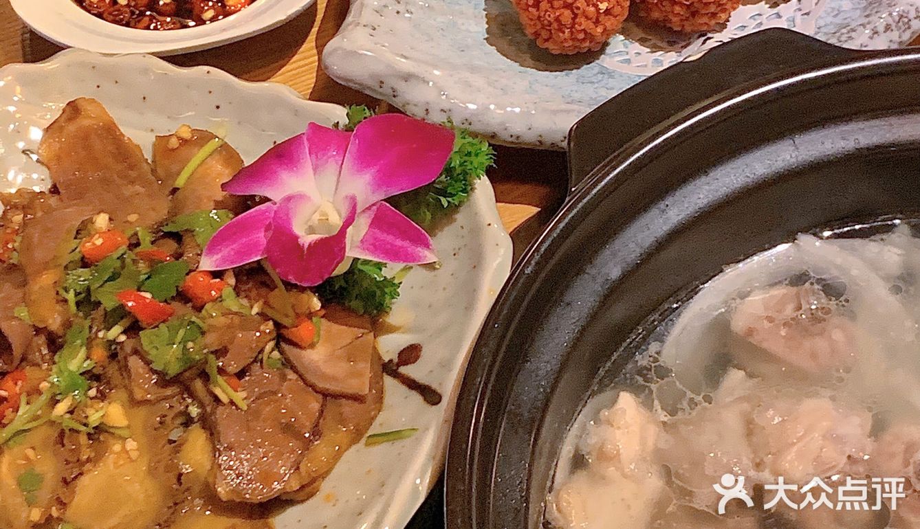 同仁四季，正宗椰子鸡
