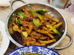 -江城燕子大排档(江汉路步行街店)