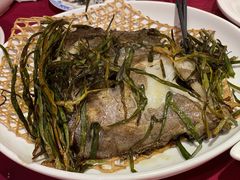葱烤鸦片鱼头-老吉士酒家(天平路店)