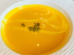 奶油南瓜汤-YUE·6·西式融合餐厅(外滩六号店)