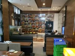 大堂-九转小磨·非遗东北菜(群力店)
