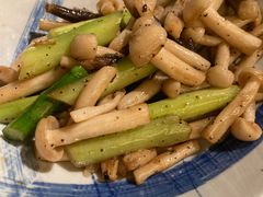 铁板菌菇-阿吾罗日本料理(K11艺术中心店)