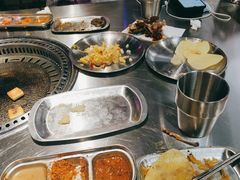 -马路牙子烧烤音乐酒馆(望京店)