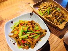 -唐伯虎新派湘菜馆(石夏时代广场店)