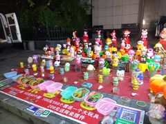-吴山路夜市