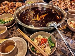 -肖肖酸萝卜鱼火锅(总店)