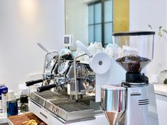 -Fridi Patisserie Cafe