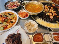 -元山烤肉店(假日广场店)