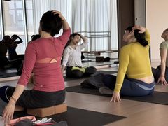 -乐刻瑜伽·普拉提·小瑜荚YogaPod(滨江银泰店)