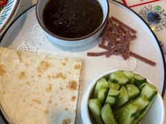 -巧克力渔家.小船海鲜家常菜(万平口店)