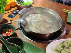 -芭缇沁园椰子鸡(中航紫金新天地店)