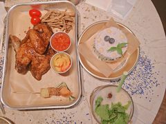 -野草莓自由市场