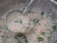 -标记美食新鲜猪杂(兴南大道店)