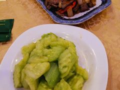 -维吾尔餐厅(宜山路店)