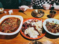 -柴窝堡22号辣子鸡·传承新疆菜