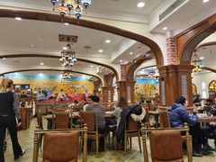 大堂-清真·玛丽亚新疆菜主题餐厅(浙江中路店)