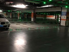 -龙湖虹桥天街-停车场