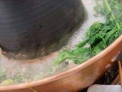 -楼外楼大刀肉传统火锅居(博学路店)