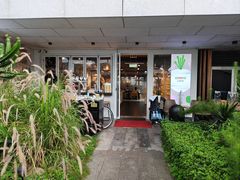 -ommo cafe(半岛城邦店)