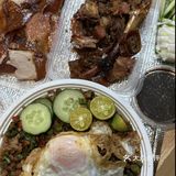 主播超爱吃泰国菜 这家打抛饭不输原来摆摊的那一家