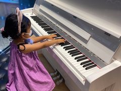 -柏斯音乐艺术中心·钢琴·吉他(世纪金源店)