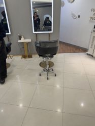 -八佰伴8008星级形象店