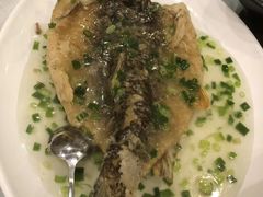 特色葱油飞鱼-岭南海晏楼(滨江东总店)