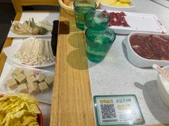 -浪里寻·臻牛养生牛肉火锅(方圆荟店)