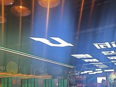 -极限PLAY运动娱乐新世界·团建派对表演休闲馆·室内高空游乐园