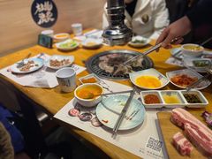 -唯成•韩国炭火烤肉 유성고기