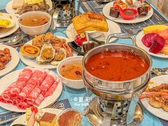 -金马门国际美食百汇(珞喻路店)
