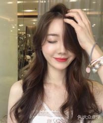 -Miracle集简美发沙龙