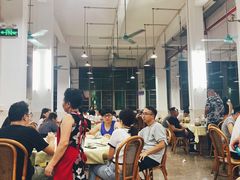 大堂-标记美食新鲜猪杂(兴南大道店)