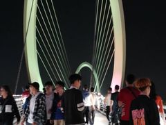 -南京眼步行桥