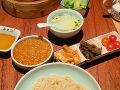 -裕兴记•蟹黄面馆(人民广场店)